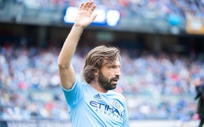 浩瀚体育-于帕梅卡诺又和裁判争论